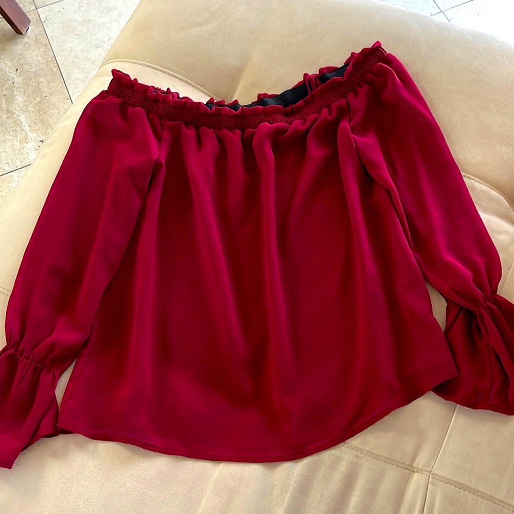 WAYF women off the shoulder blouse size Small